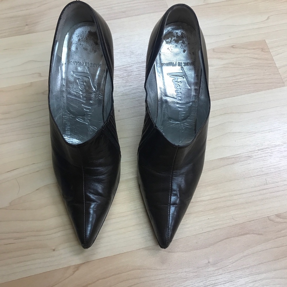 Vintage Thierry Mugler Couture pointy toe heels